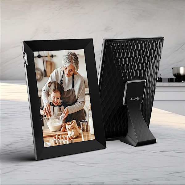 Digital Picture Frames Holiday Gifts Nixplay Digital Touch Screen
