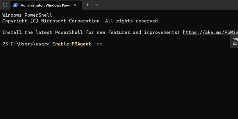 Executing command to enable memory compression in PowerShell.