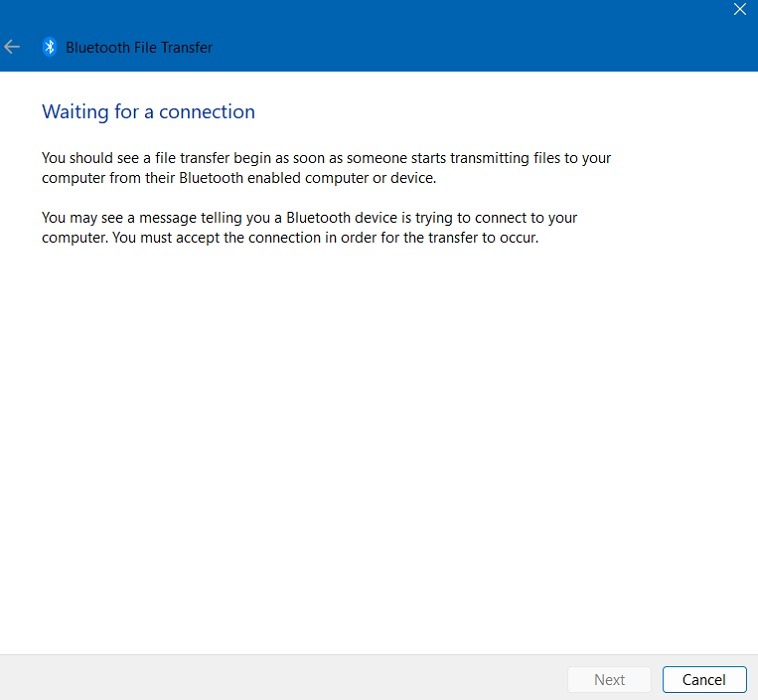 "Waiting for a connection" screen in Bluetooth File Transfer wizard.
