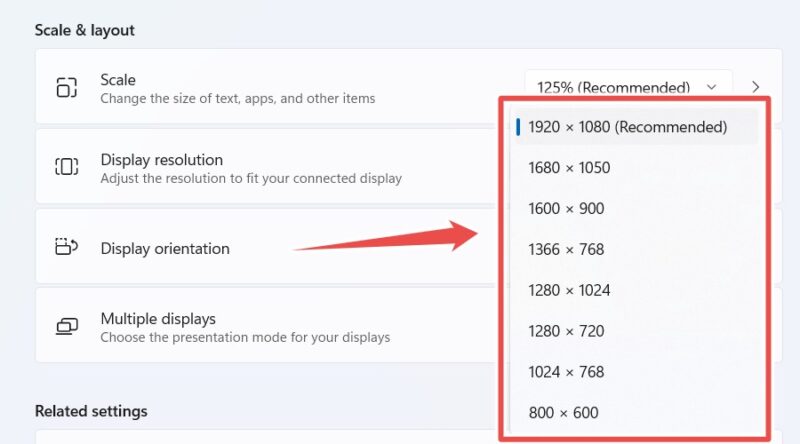 Selecting a new "Display resolution" from Windows Settings.